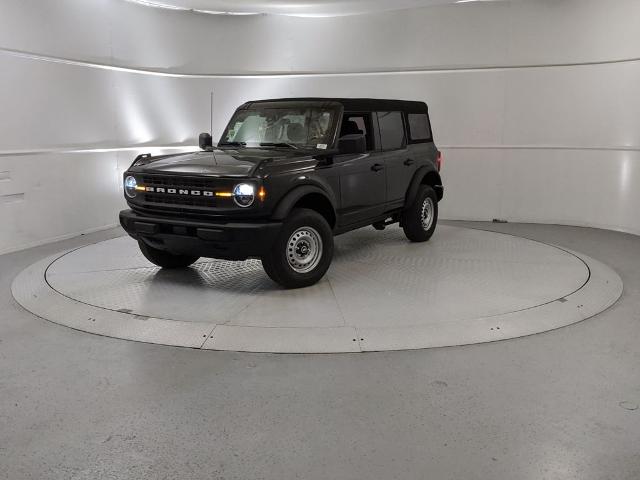 2025 Ford Bronco Base photo 6