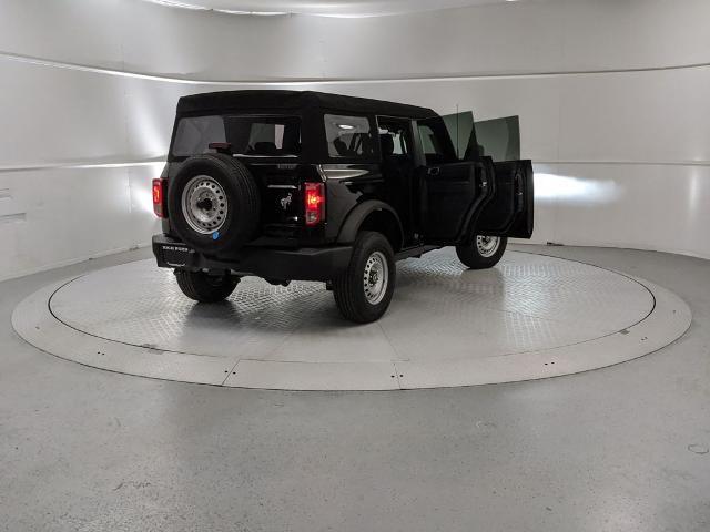 2025 Ford Bronco Base photo 9