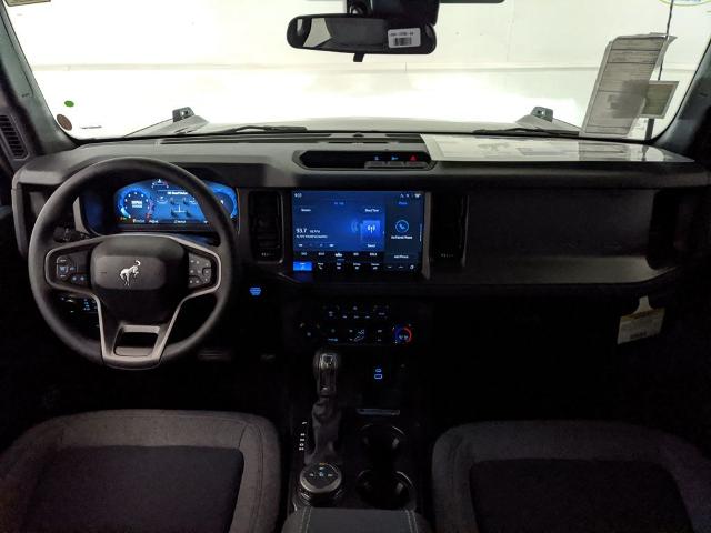 2025 Ford Bronco Base photo 12