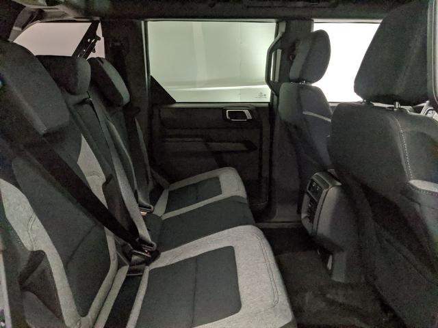 2025 Ford Bronco Base photo 23