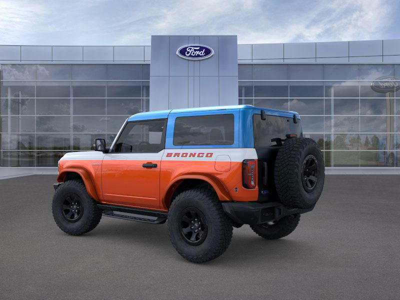 2025 Ford Bronco First Edition photo 4