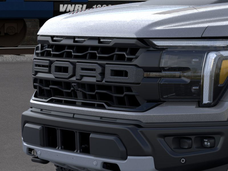 2025 Ford F-150 Raptor photo 16