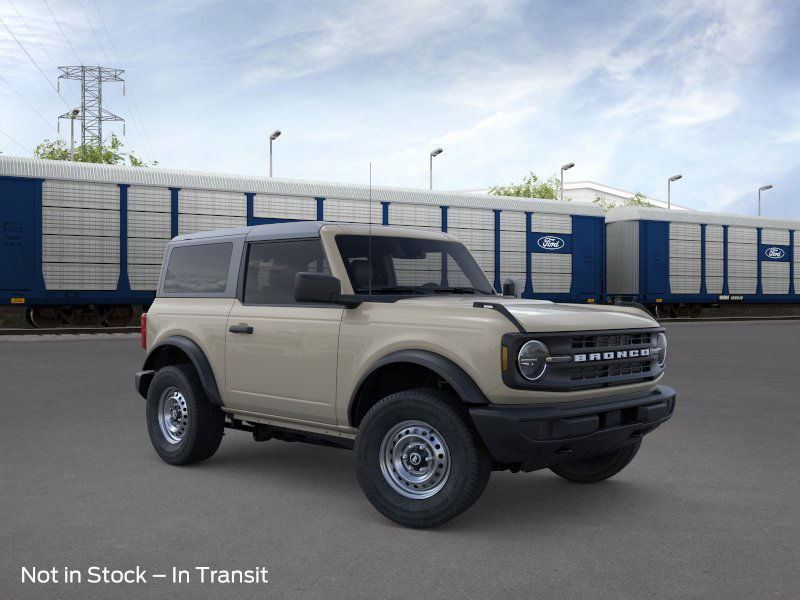 2025 Ford Bronco Base photo 6