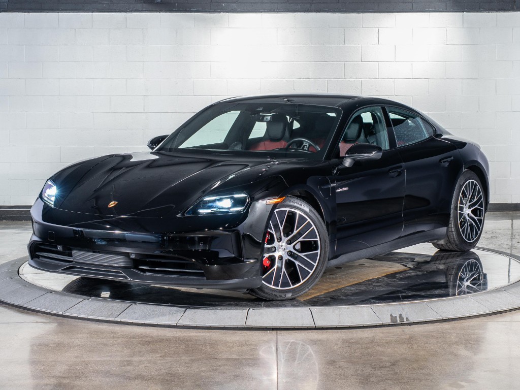 2025 Porsche Taycan 4S