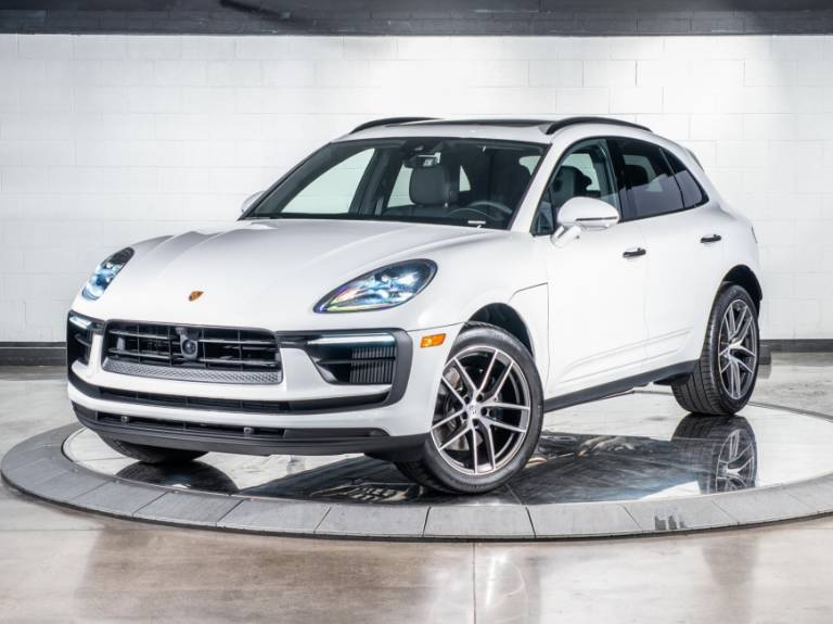 2025 Porsche Macan S