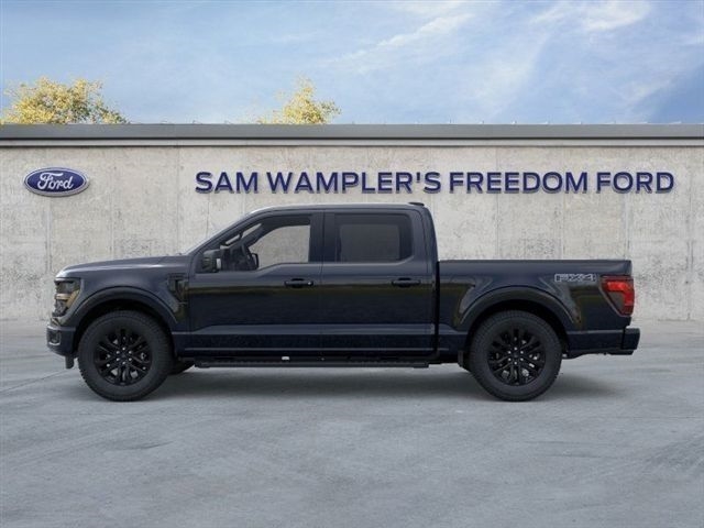 2025 Ford F-150 XLT photo 3