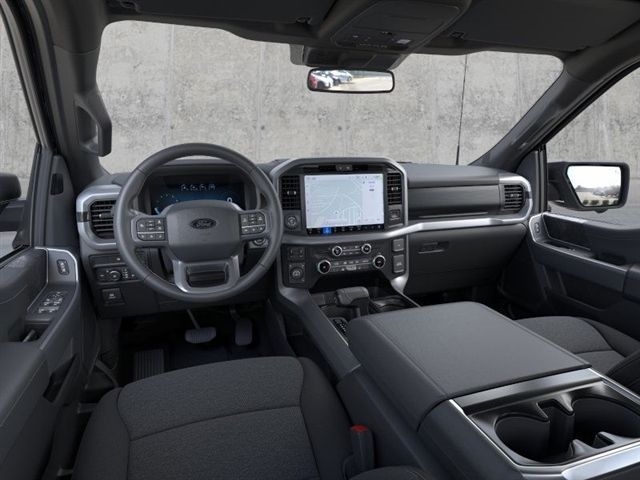 2025 Ford F-150 XLT photo 9