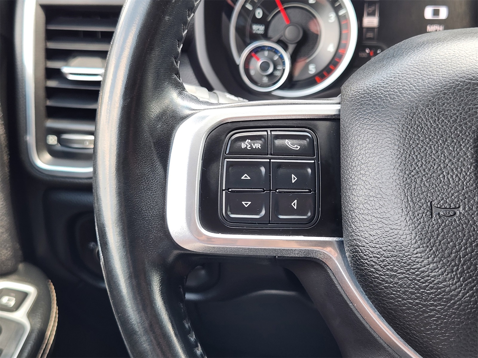 2021 Ram 2500 Laramie photo 25