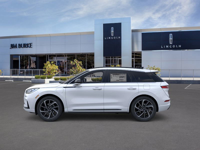 2025 Lincoln Corsair Grand Touring photo 2