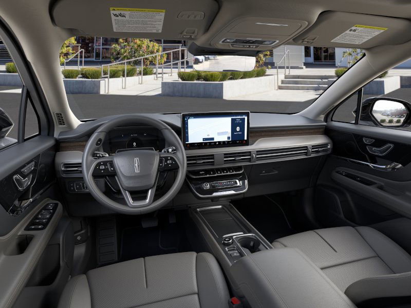 2025 Lincoln Corsair Grand Touring photo 8