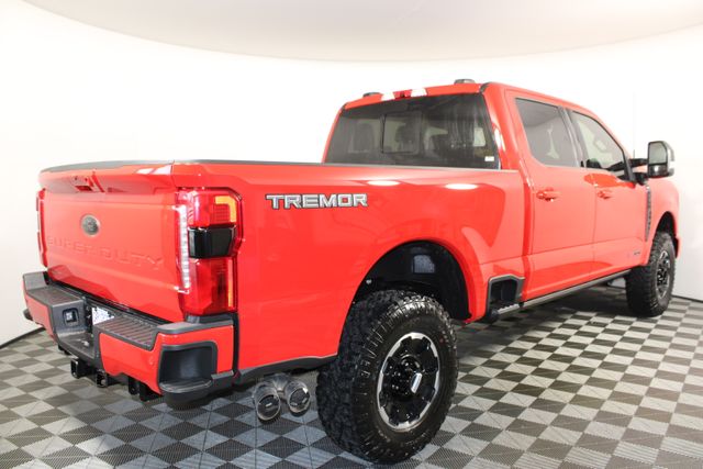 2026 Ford F-250 Lariat photo 2