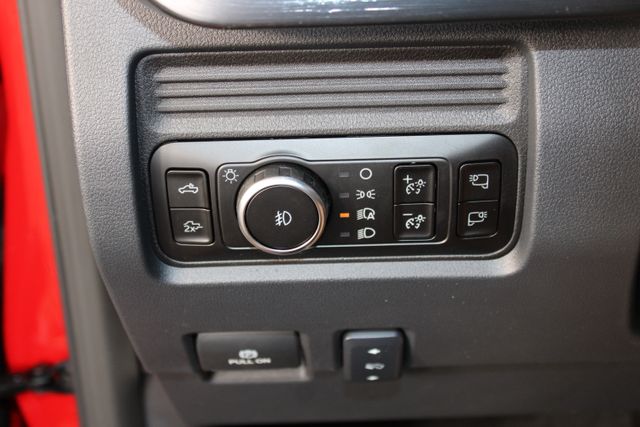 2026 Ford F-250 Lariat photo 14