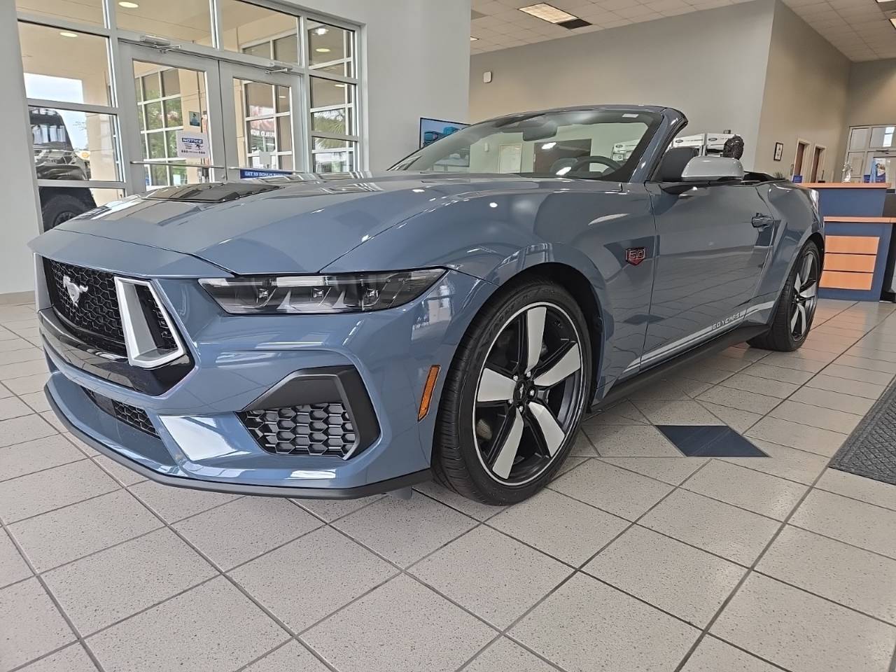 2025 Ford Mustang GT Premium's photo