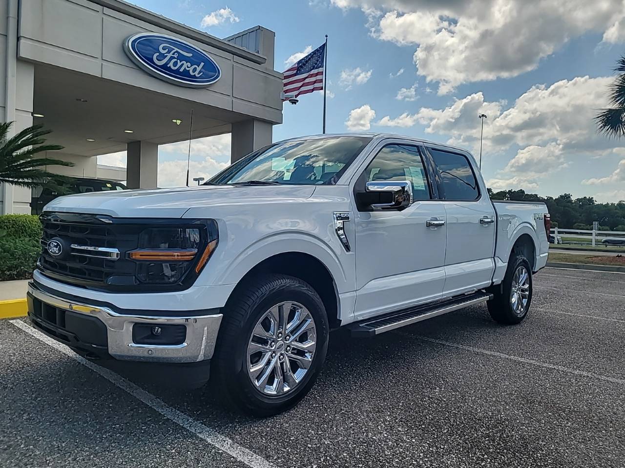 2024 Ford F-150 XLT's photo
