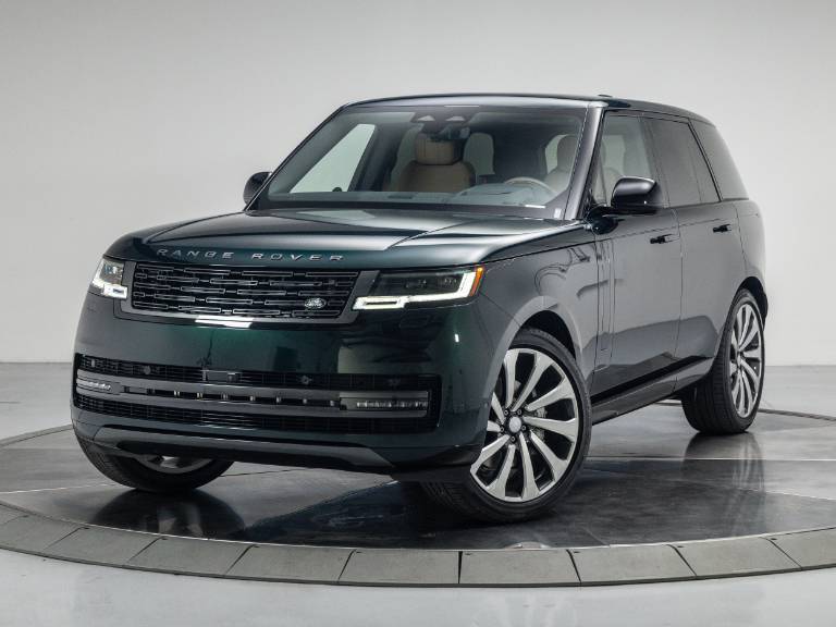 2025 Land Rover Range Rover P400 SE