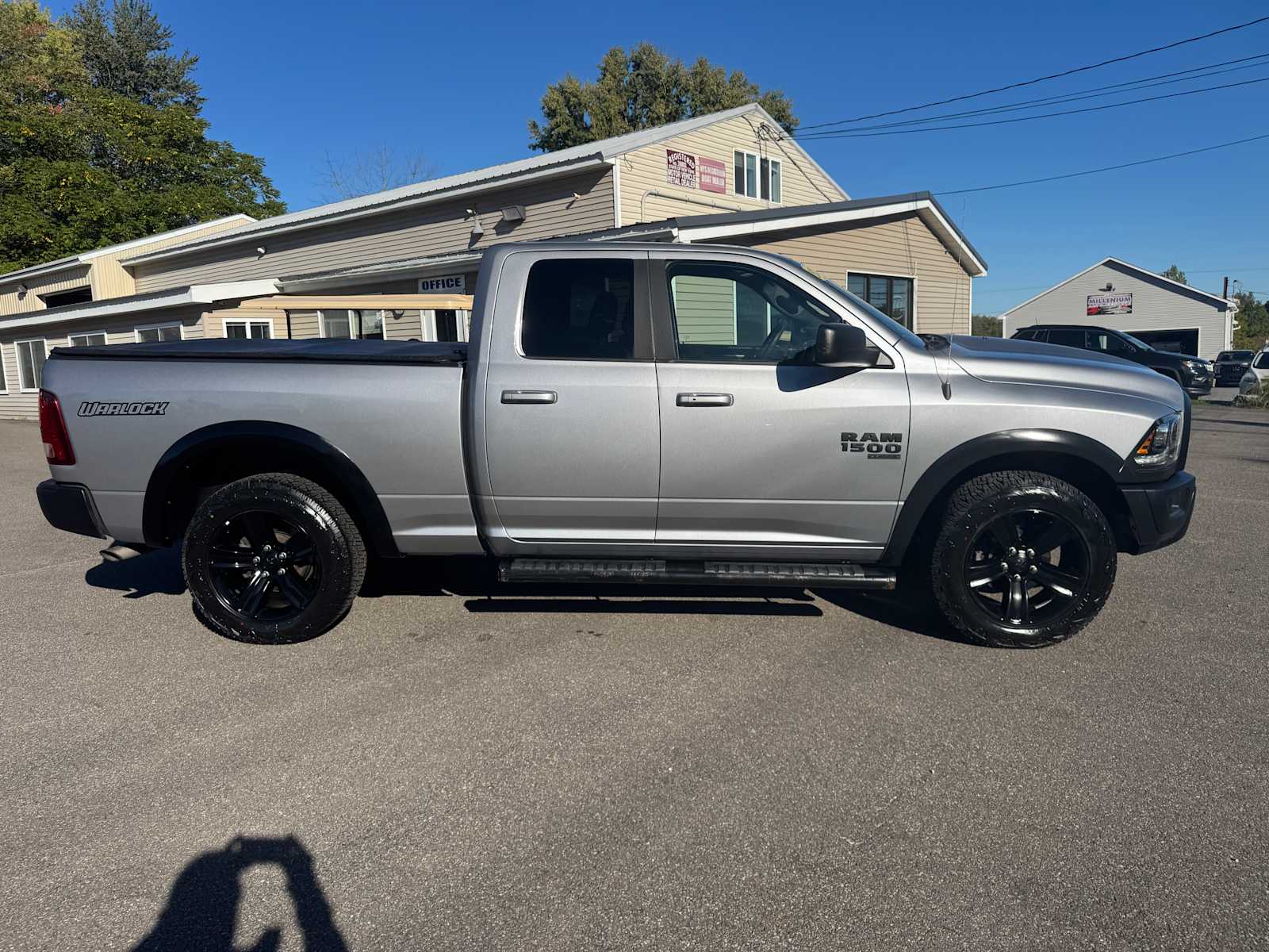 2022 Ram 1500 Classic Warlock photo 2