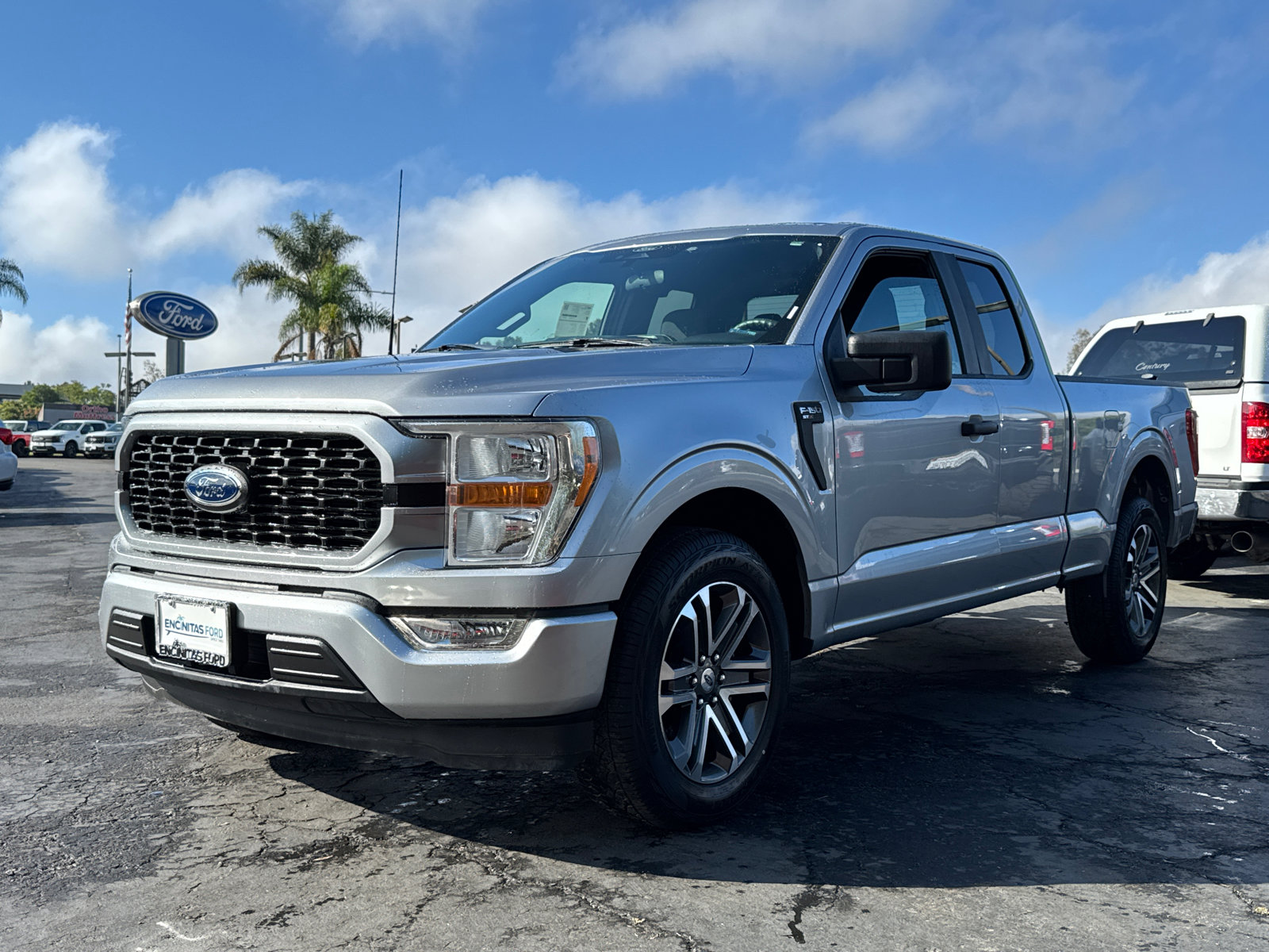 2022 Ford F-150 XL photo 4