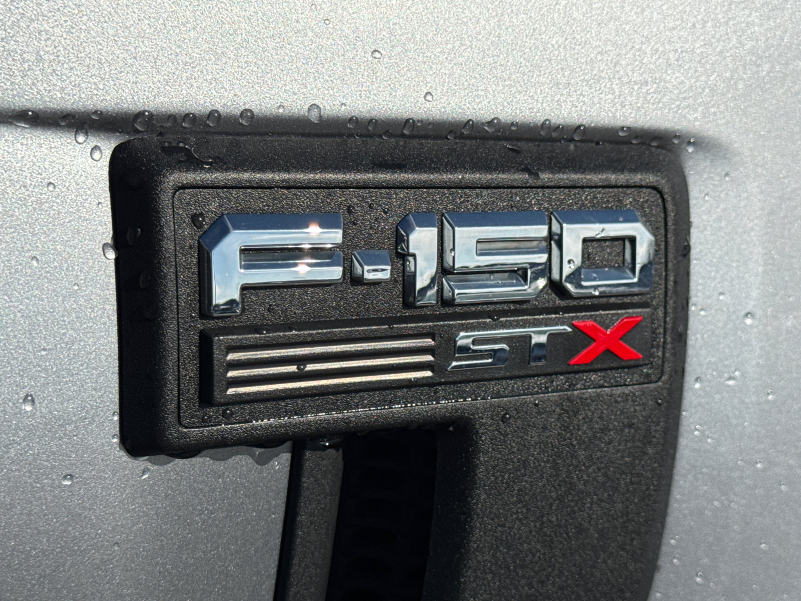 2022 Ford F-150 XL photo 8