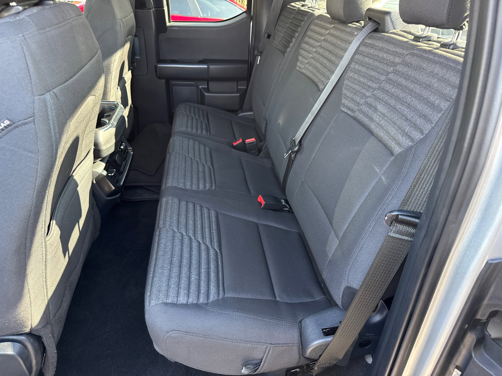 2022 Ford F-150 XL photo 18