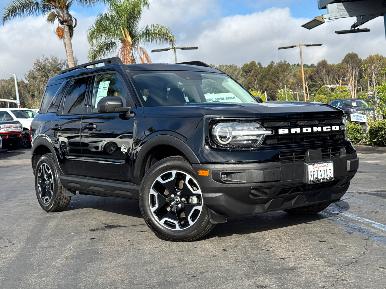 2024 Ford Bronco Sport Outer Banks photo 2
