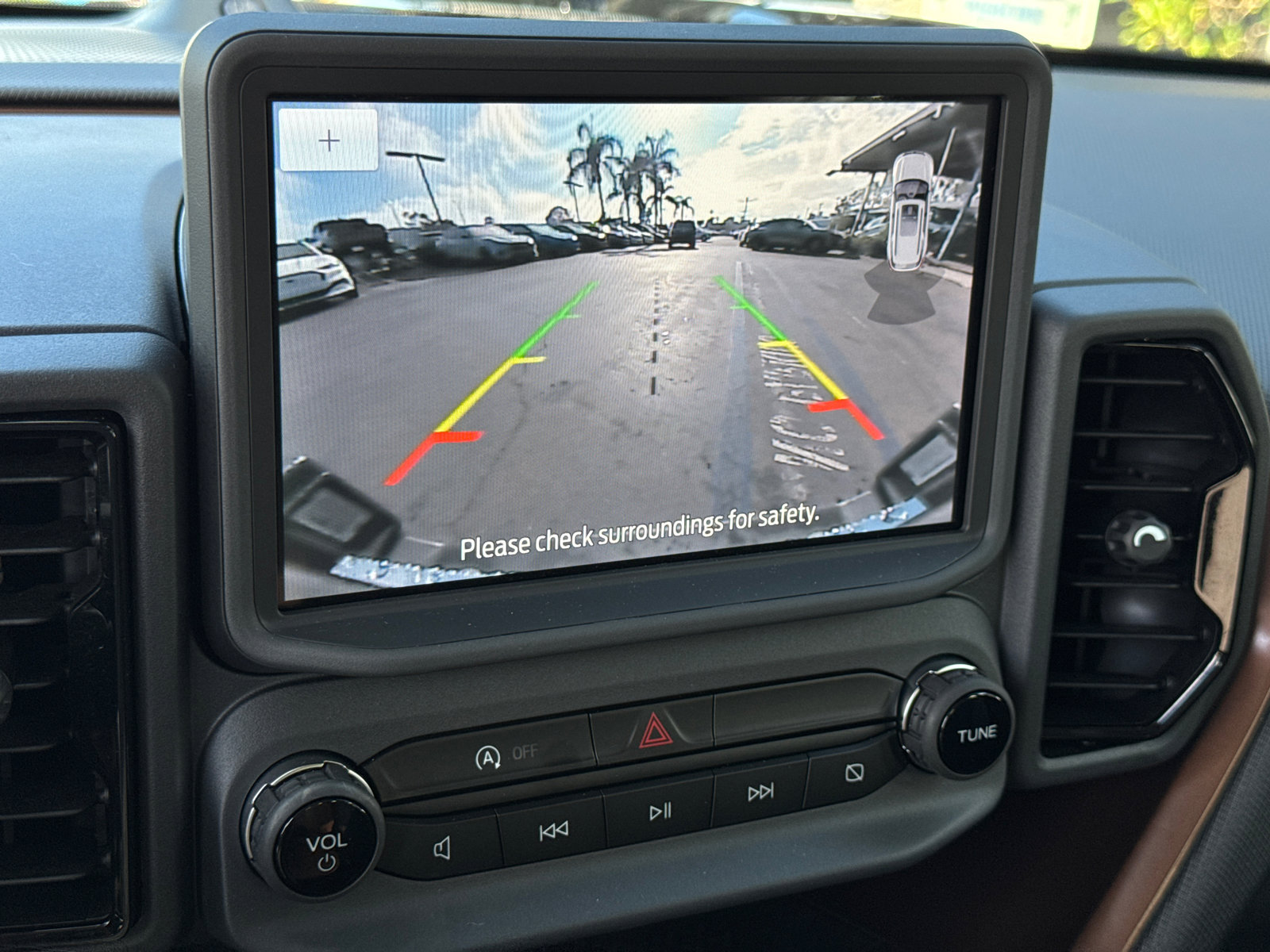 2024 Ford Bronco Sport Outer Banks photo 27