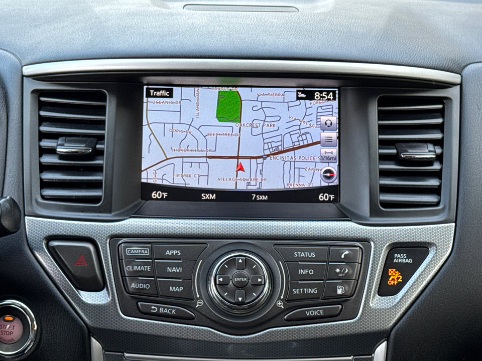 2019 Nissan Pathfinder SL photo 19