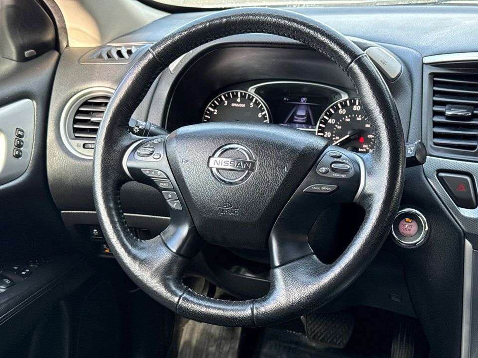 2019 Nissan Pathfinder SL photo 20