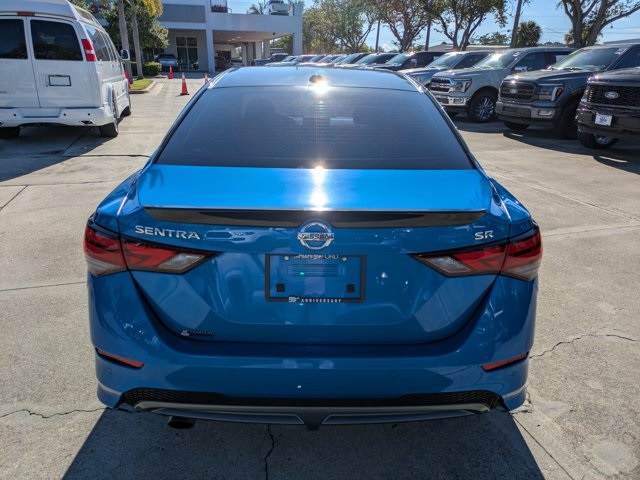 2022 Nissan Sentra SR photo 2