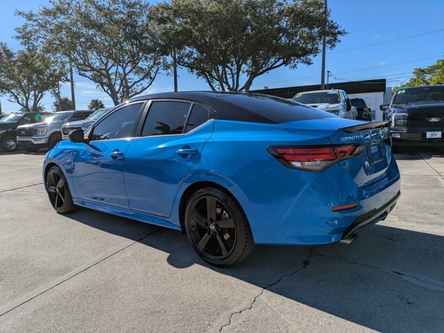 2022 Nissan Sentra SR photo 3