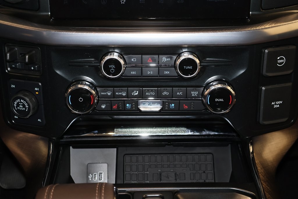 2025 Ford F-150 King Ranch photo 24