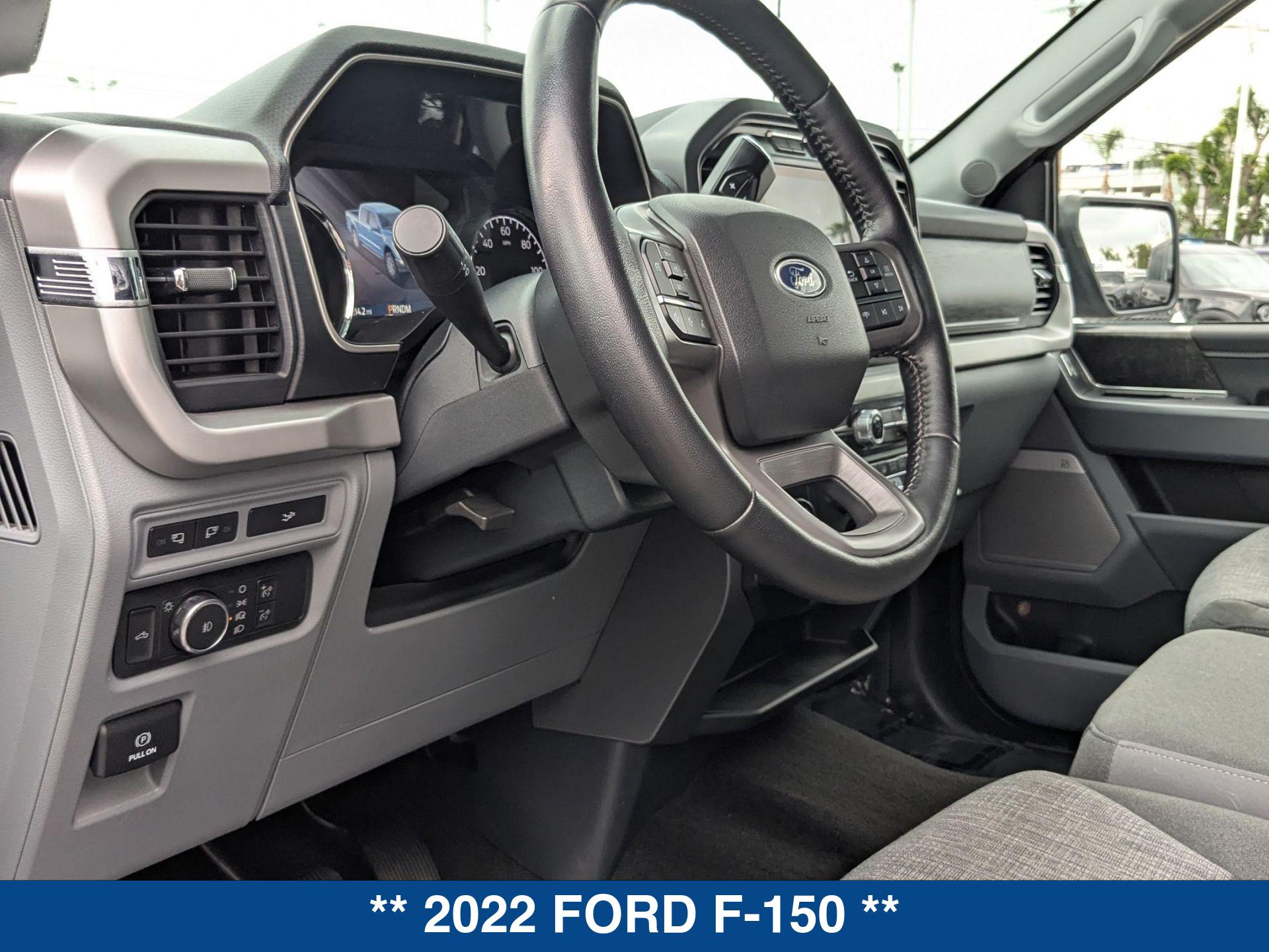 2022 Ford F-150 XLT photo 12