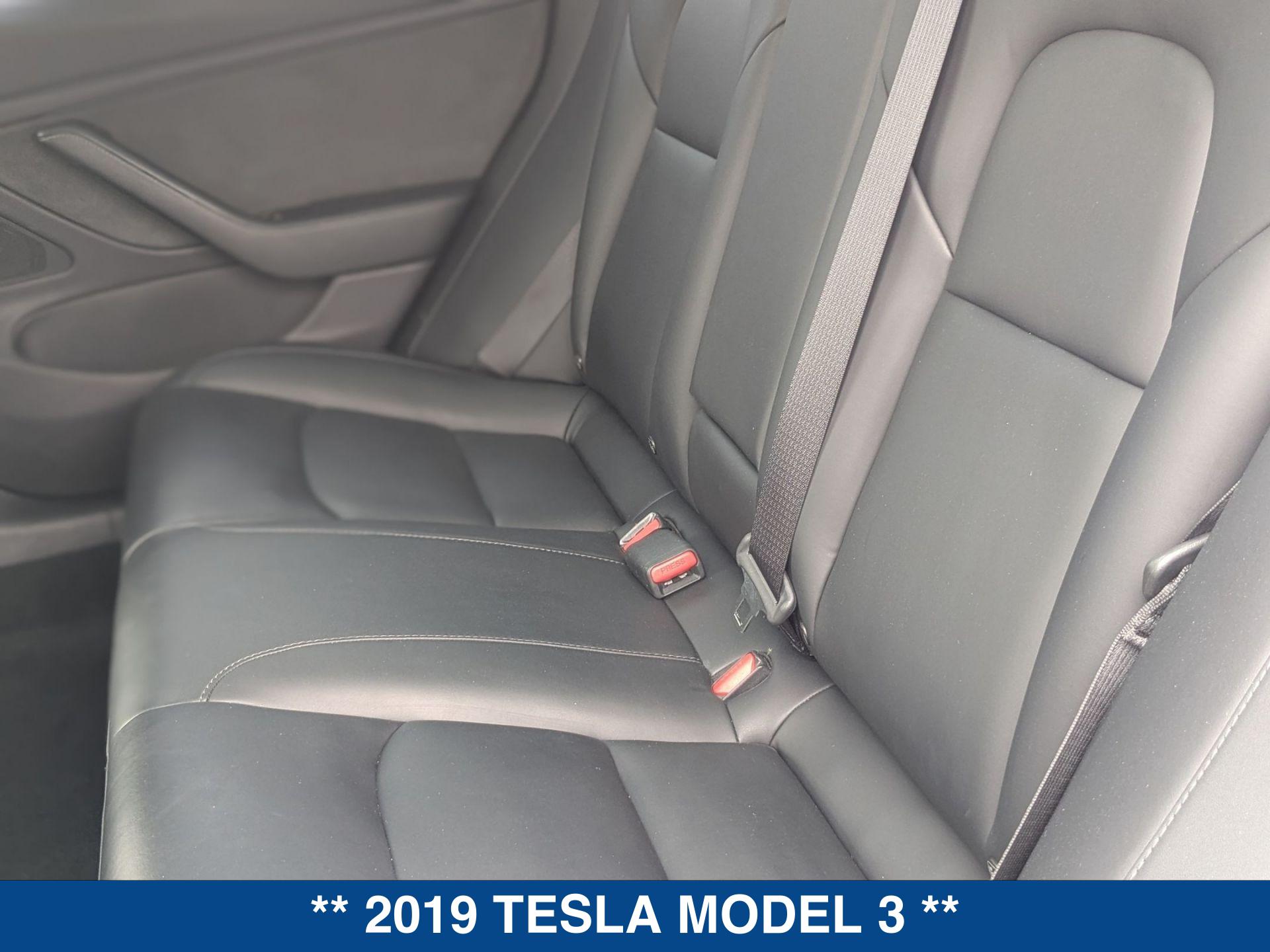 2019 Tesla Model 3 Standard Range photo 16