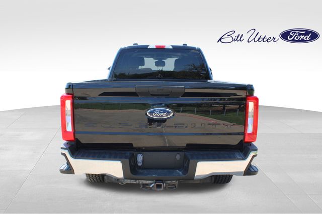 2024 Ford F-250 photo 6