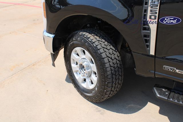 2024 Ford F-250 photo 9