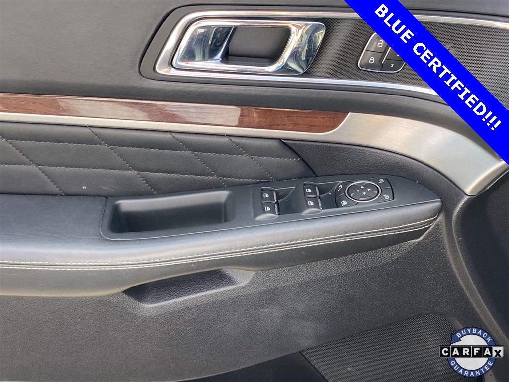 2019 Ford Explorer Platinum photo 15