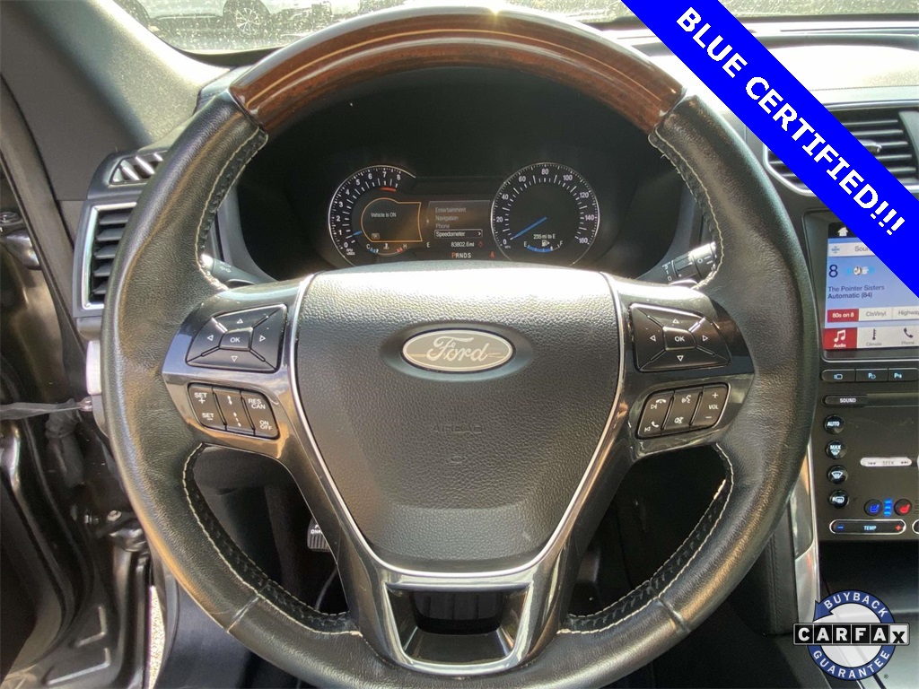 2019 Ford Explorer Platinum photo 17