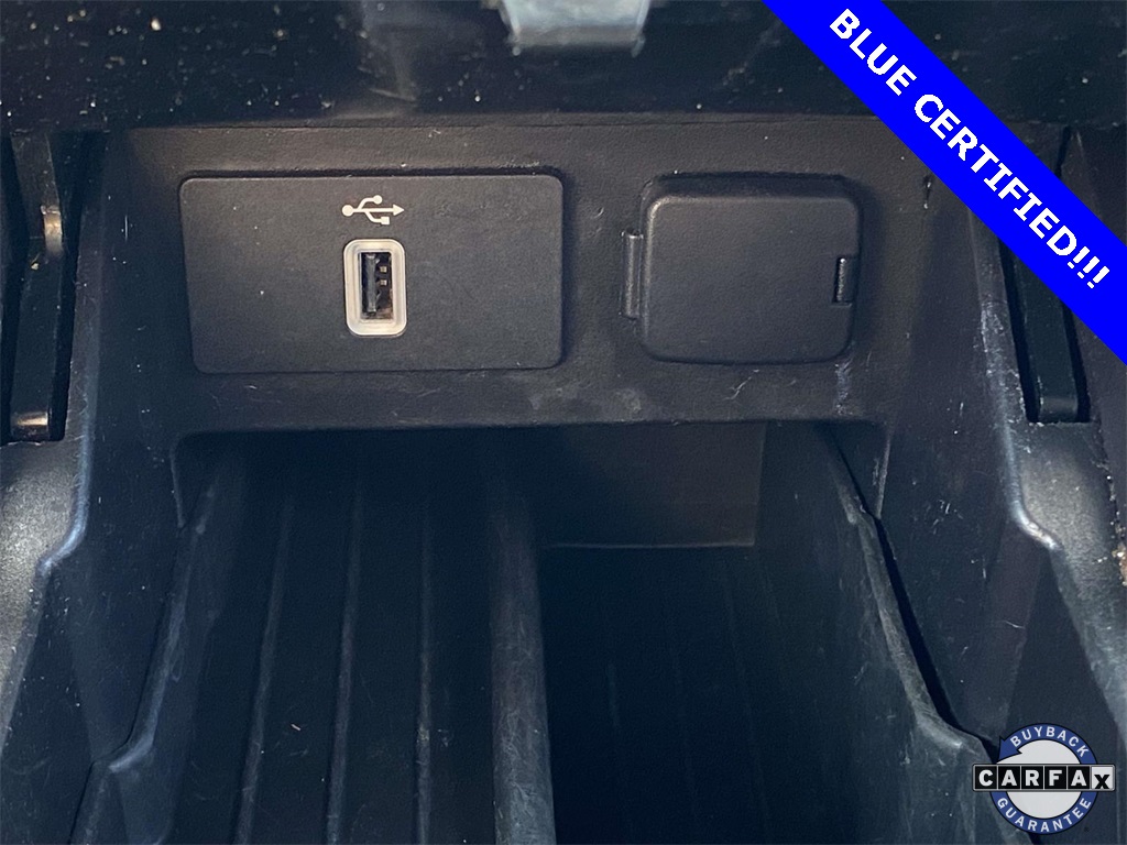 2019 Ford Explorer Platinum photo 26
