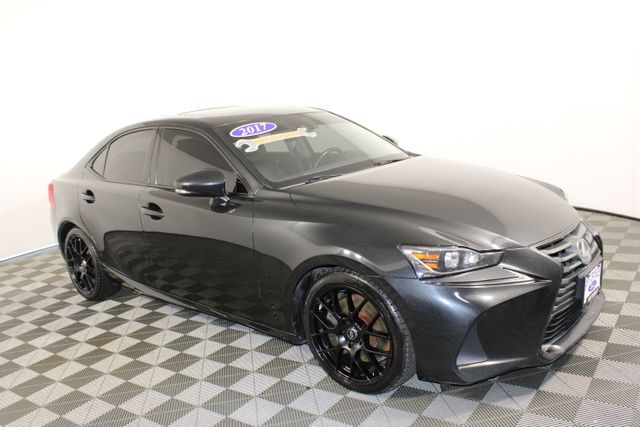 2017 Lexus IS