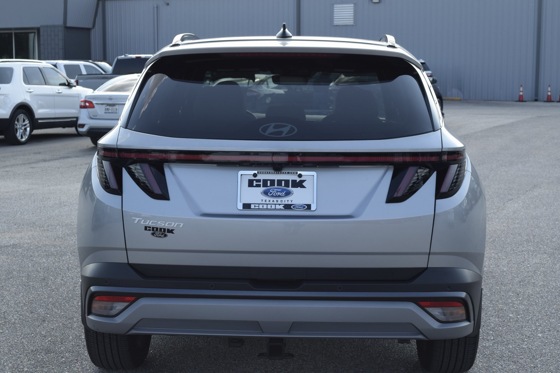 2025 Hyundai Tucson Limited photo 4