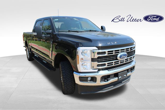 2024 Ford F-250 photo 2
