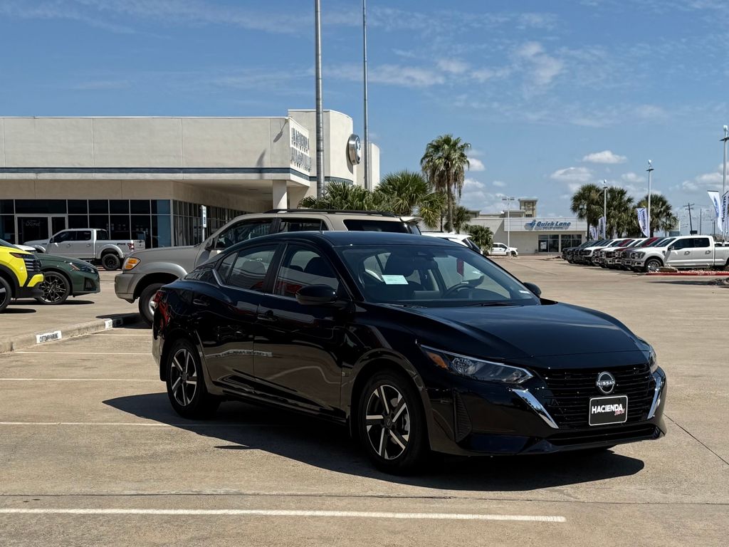 2025 Nissan Sentra SV photo 3