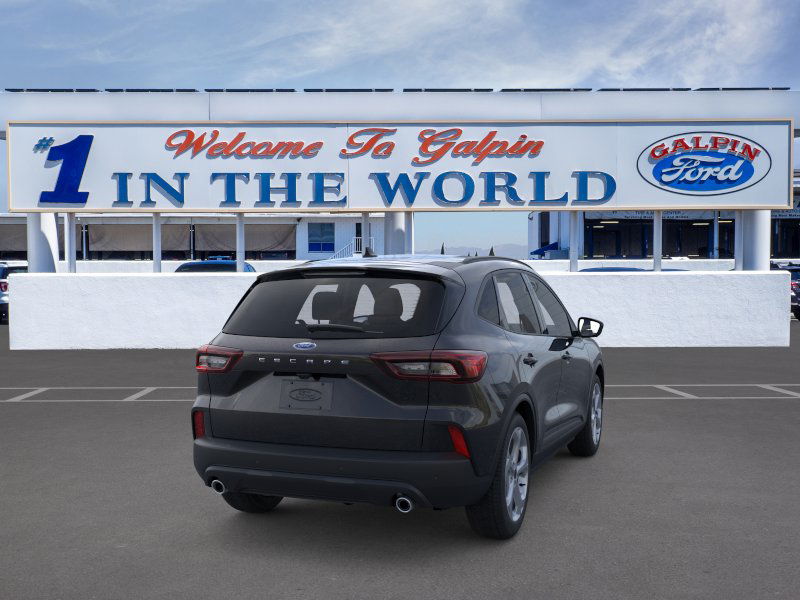 2025 Ford Escape ST-Line photo 11