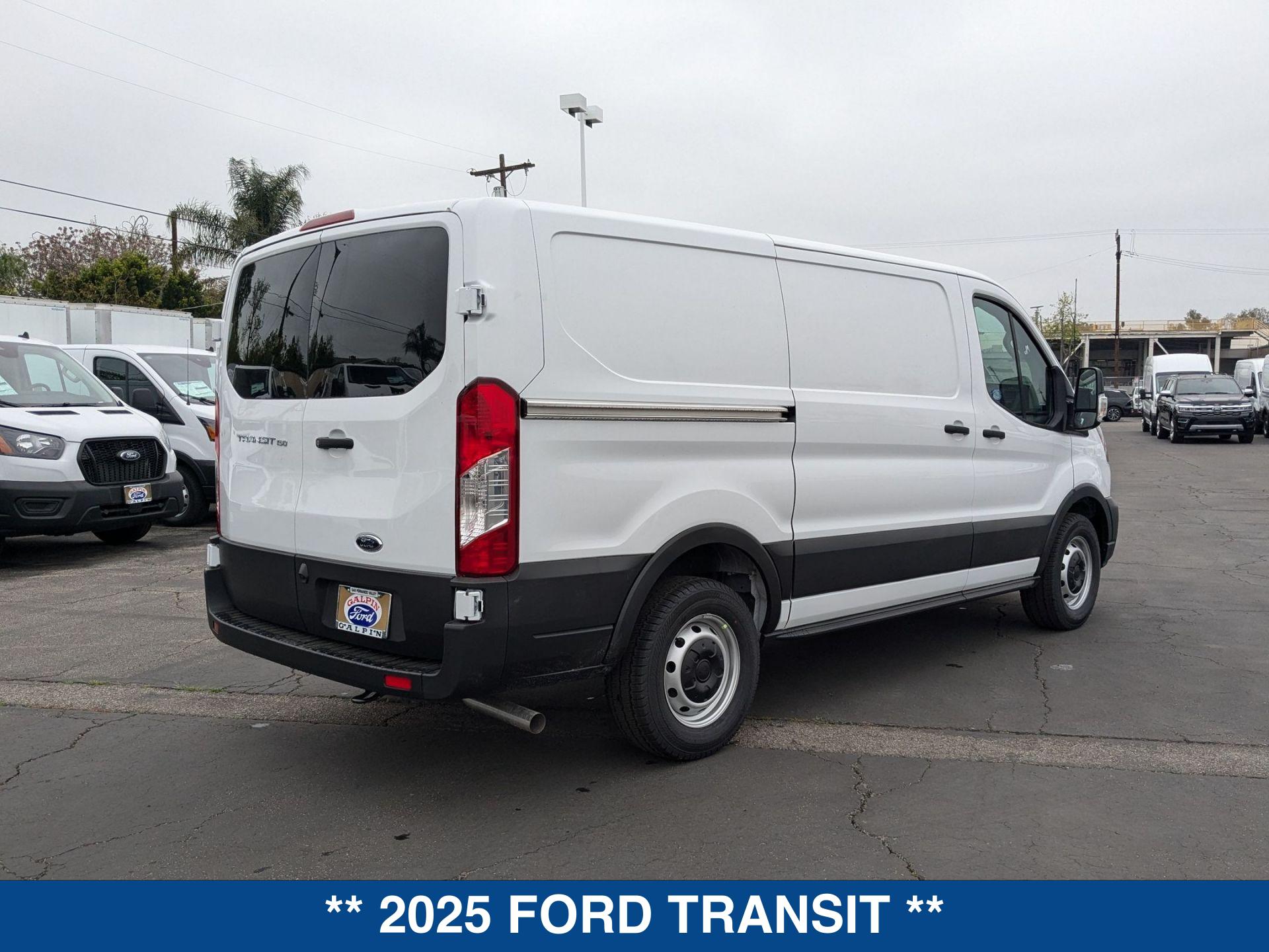 2025 Ford Transit photo 7