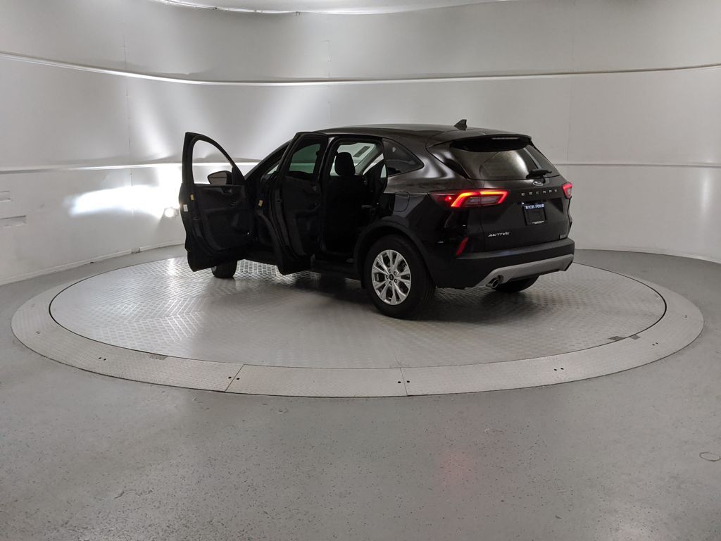 2025 Ford Escape Active photo 4