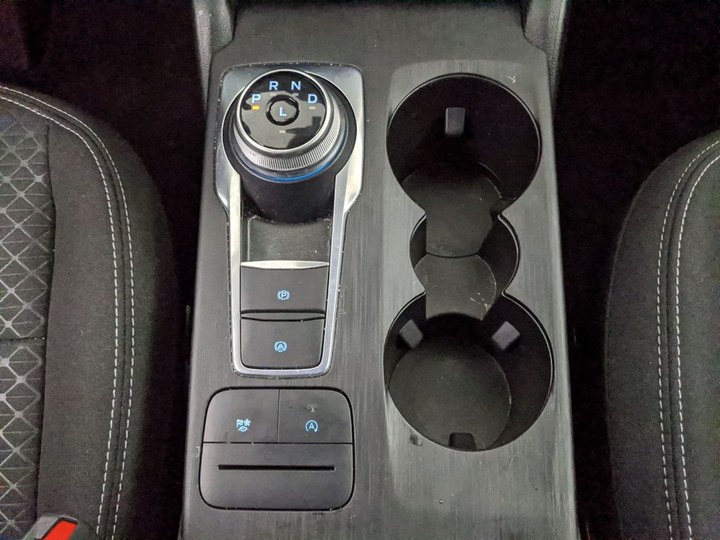 2025 Ford Escape Active photo 9