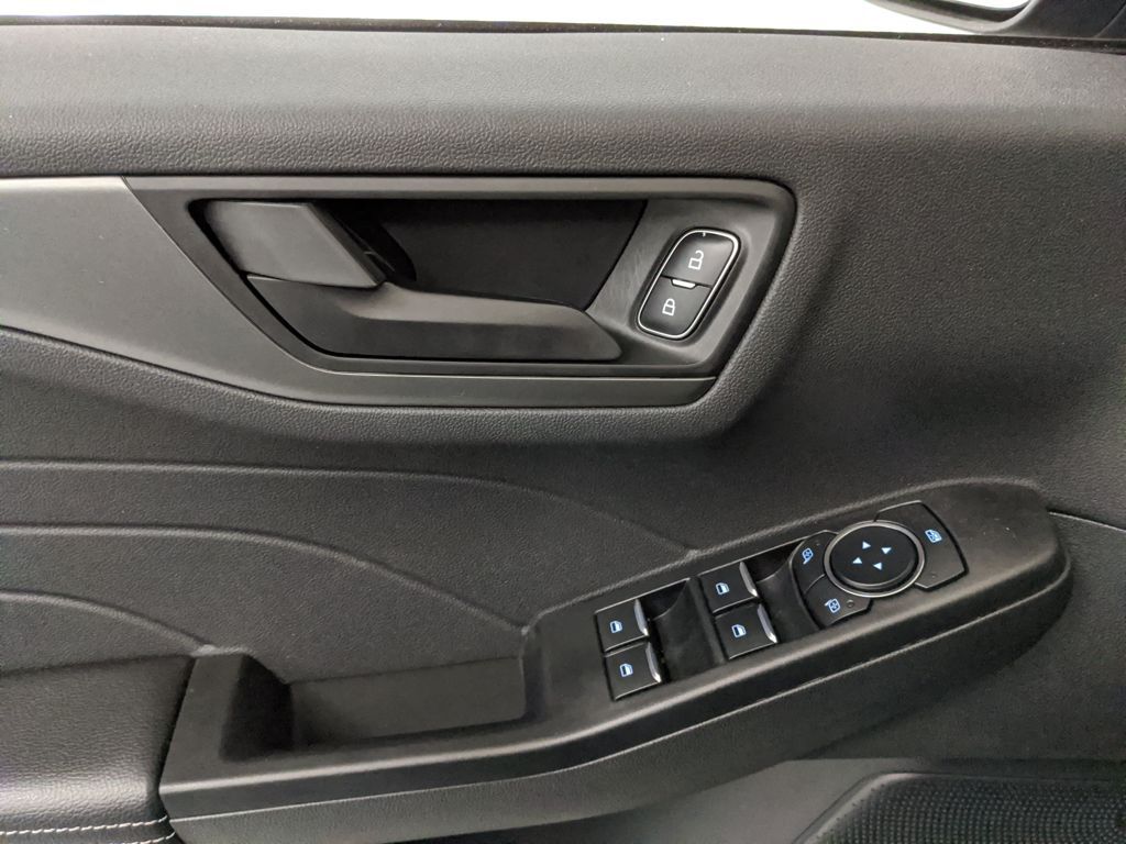 2025 Ford Escape Active photo 15