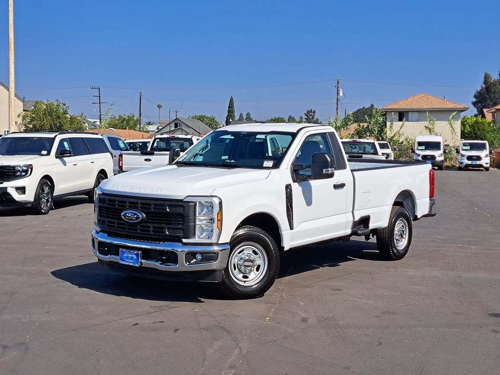 2026 Ford F-250 photo 2
