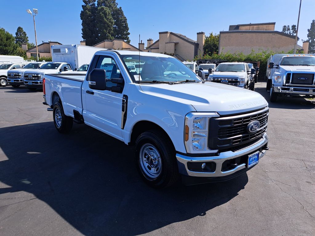 2026 Ford F-250 photo 3