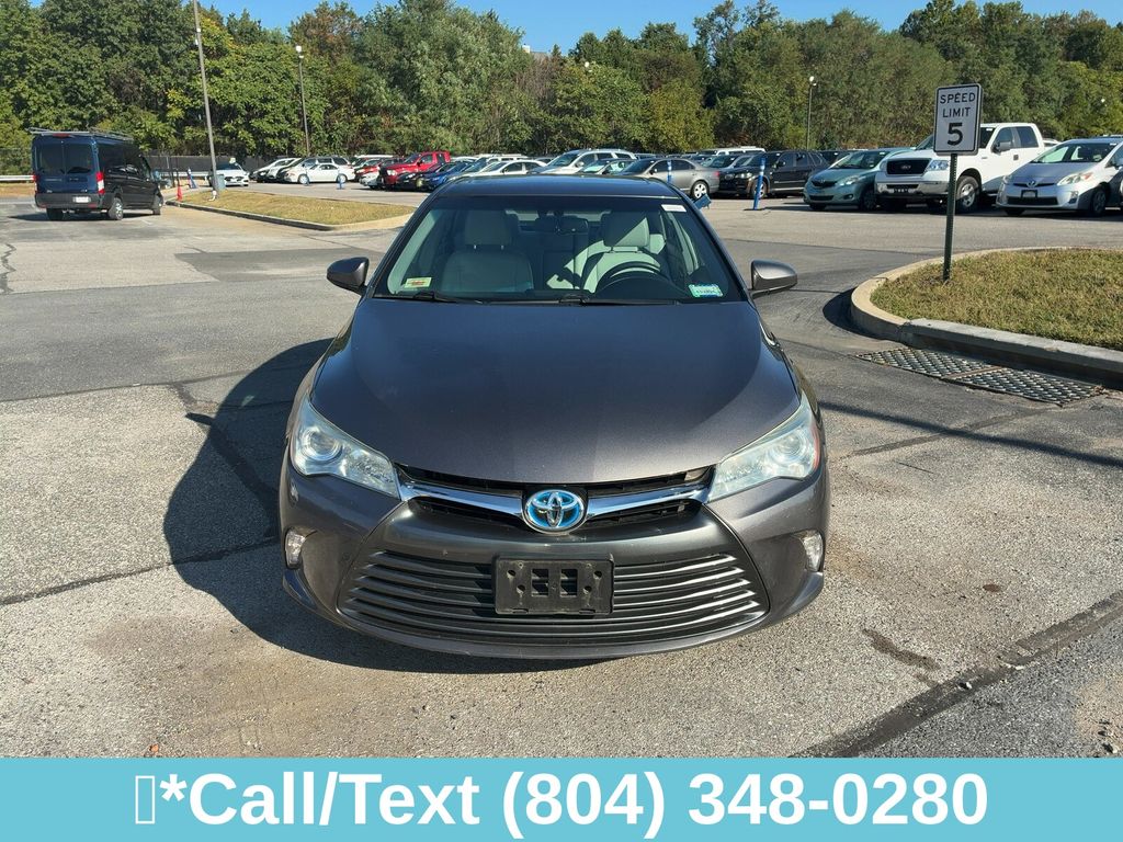 2016 Toyota Camry Hybrid XLE photo 2