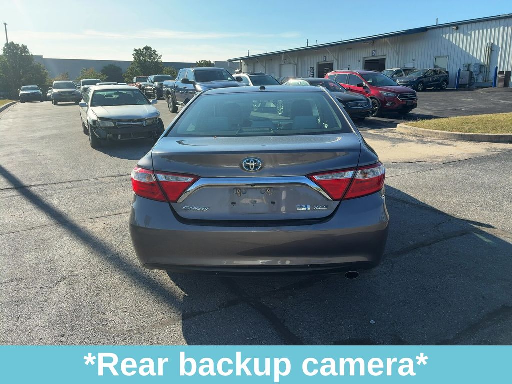2016 Toyota Camry Hybrid XLE photo 6